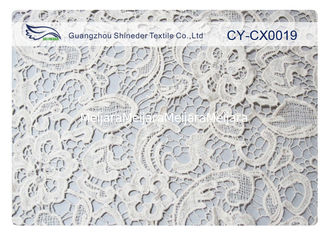 中国 白い花はレースの生地の綿/ナイロン/金属 CY-CX0019 を刺繍しました サプライヤー