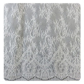 ウェディング ドレスの Chantilly のレース 150x300cm/PC、スカラップで仕上がる研がれるアイボリーの花の生地 サプライヤー