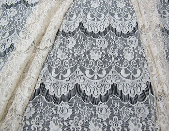 薄くして下さい空のナイロンまつげのフランスの女性衣服（CY-DN0002）のためのレースによってスカラップで仕上げられるレースの生地を サプライヤー
