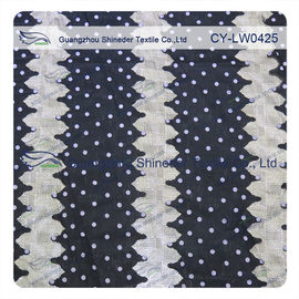 カジュアル ウェアのためのポルカ ドットが付いているPolyester&amp;Cottonによって燃え尽きられるレースの生地を作って下さい サプライヤー