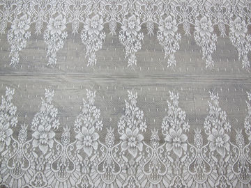 ヤードのシックで黒い光沢がある薄いのによる伸縮性がある服のガウンのまつげのレースのトリム サプライヤー