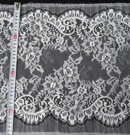 ナイロン アイレット レースのトリム、イブニング・ドレスのための花の帆立貝の花嫁のレース サプライヤー