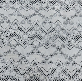 花ラインは綿の150CMの幅に服を着せている女性のためのナイロン レースの生地に穴をあけます サプライヤー