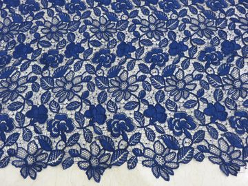 ロイヤル ブルーのコードの女性の服のための花の刺繍されたレースの生地の手細工 サプライヤー